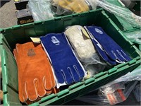 TOTE OF NEW MIX SIZE WELD GLOVES