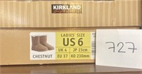 Chestnut boots Size 6