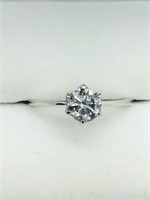 10K WHITE GOLD DIAMOND 6 CLAW SOLITAIRE RING