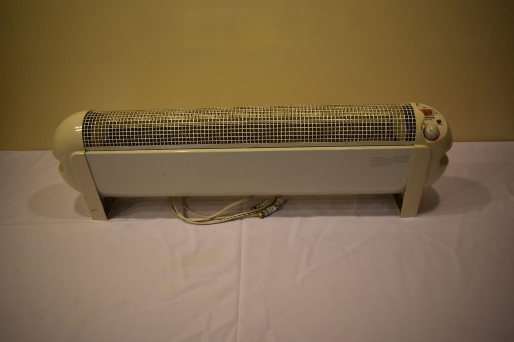 Lakewood model 750 baseboard heater; as is
