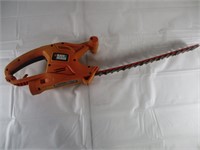 Black & Decker Hedge Trimmer 17in