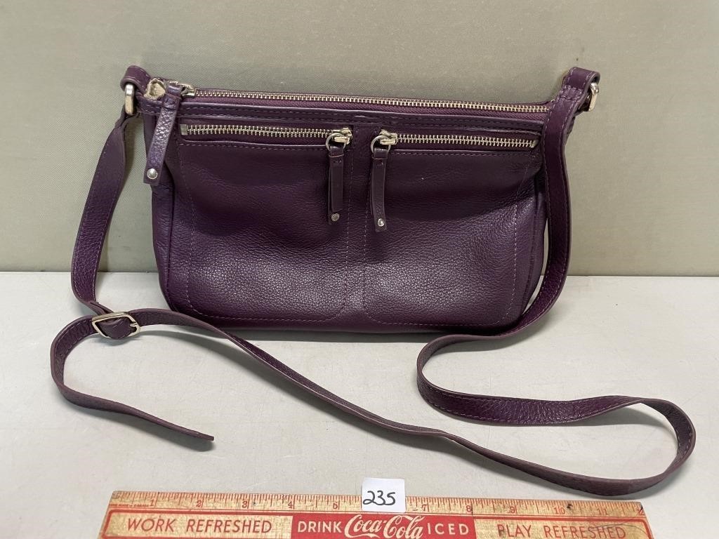NICE LEATHER PURSE - CLEAN