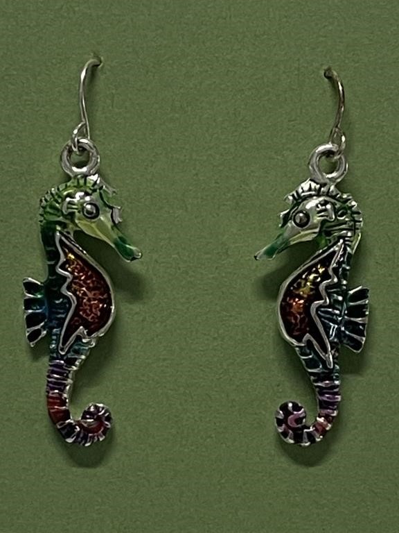 SWEET ENAMEL SEAHORSE EARRINGS