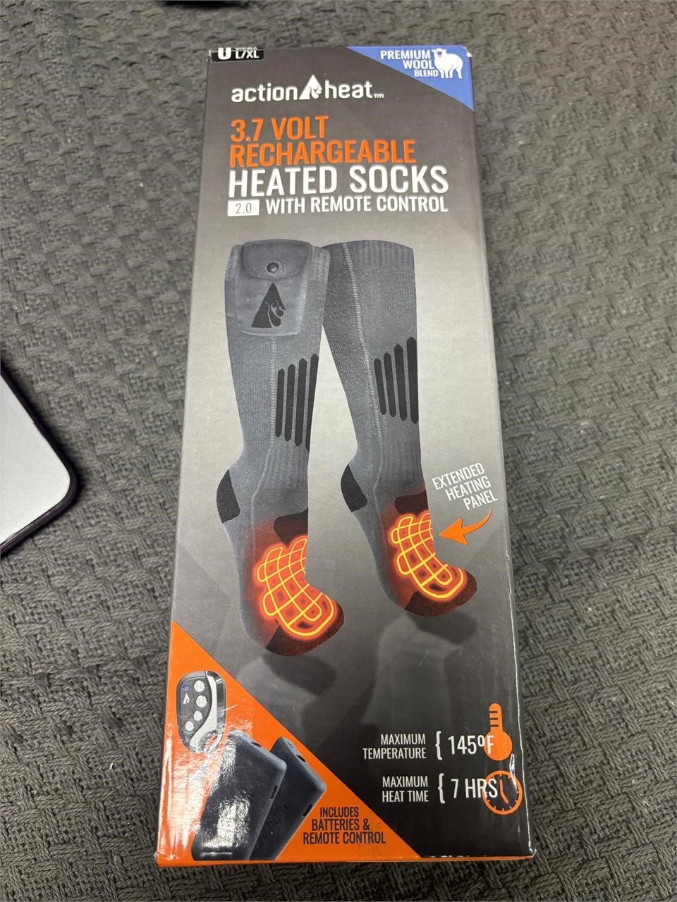 Action heat heated insoles