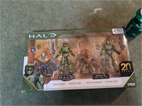 Halo Master Chief/Grunt Action Figure Set