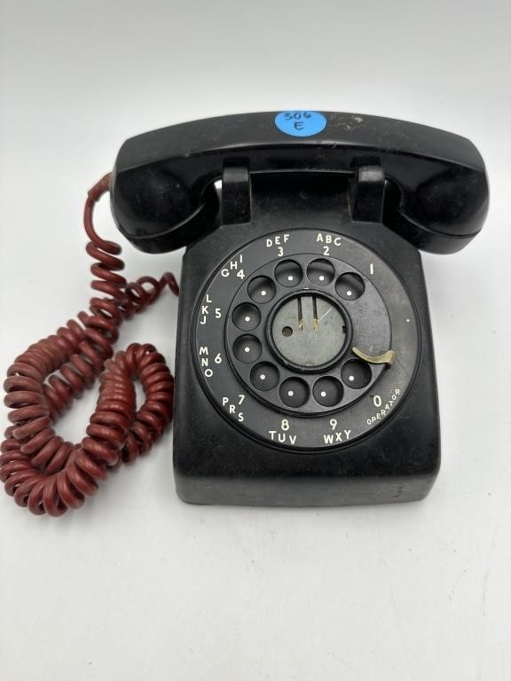 VINTAGE WESTERN ELECTRIC ROTARY DIAL TELEPHONE