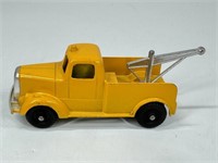 VINTAGE TOOTSIETOY WRECKER TOW TRUCK