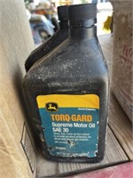 SL- 11 Qts of John Deere Torq-Gard Oil