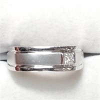 Certified 10K Diamond(0.15Ct,Si1,F) Ring