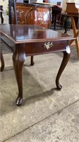 MAHOGANY QUEEN ANNES FOOTED SIDE TABLE