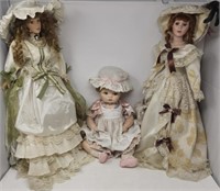 Hamilton Collection doll & others