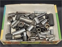 ASSORTMENT OF CRAFTSMAN SOCKETS