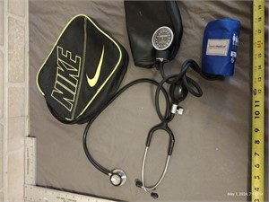 Nike Bag Young Adult Blood Pressure Stethoscope