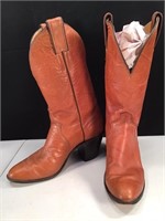 Size 5 B, Justin Leather Boots