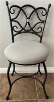 40 - BISTRO-STYLE ACCENT CHAIR