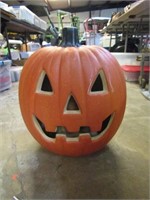 LARGE PLASTIC JACK-O-LANTERN