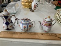 lot of 3 porcelain china mini teapots
