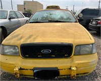 KEY FEE $95 START 2007 Ford Crown-111139