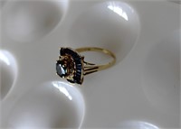 14K Yellow Gold Saphire & Diamond Ring