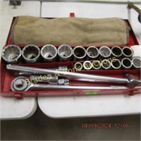 USED 21 PIECE 3/4" SOCKET SET AND 14 PIECE WRENCH