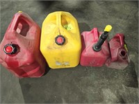 4 Assorted Sizes Gas Cans