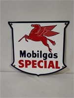 Porcelain Mobilgas Special Pump Plate