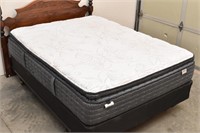 Queen Size Therapedic International Mattress