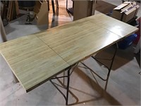 6 foot folding table