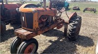Allis Chalmers WC tractor running, rear tire