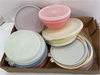 LOT OF VINTAGE TUPPERWARE LIDS & 3 BOWLS