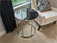 ACCENT TABLE