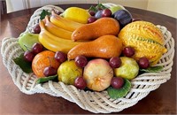 Q - ITALIAN CERAMIC VEGETABLE BASKET CENTERPIECE