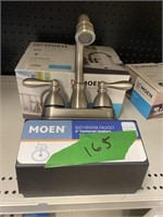 display model kitchen faucet