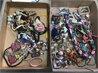 Large amount of Jewlery odds and ends