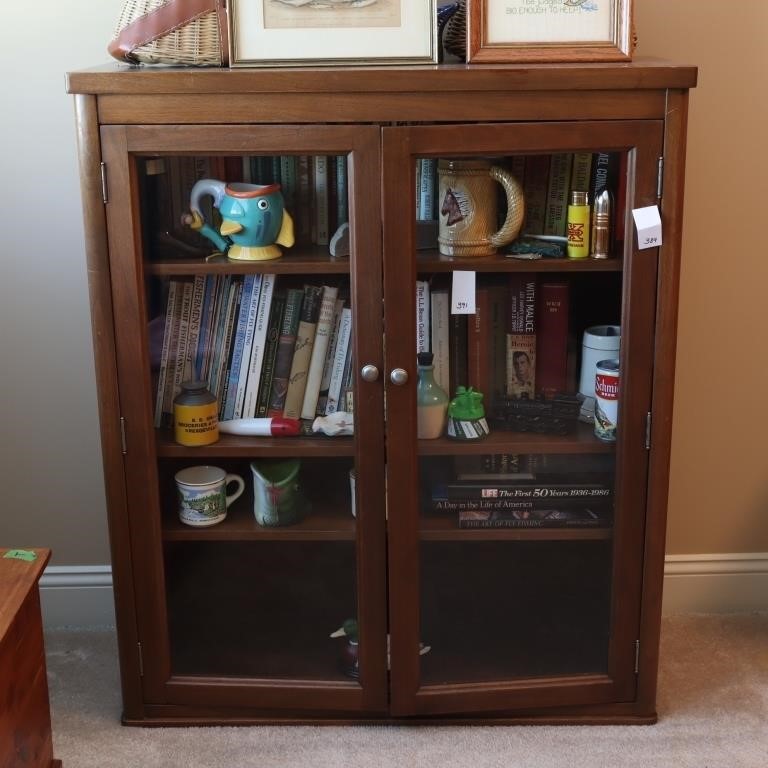 Display cabinet/bookshelf