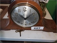 SESSIONS MANTLE CLOCK WITH KEY  SILENT CHIME