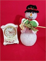 Chilly Sam Lighted Figurine and Winter Rose Clock