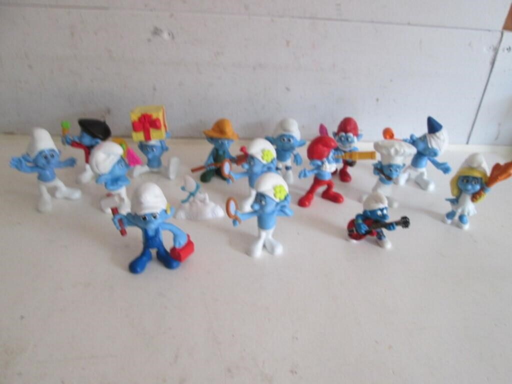 VINTAGE MCDONALD'S SMURFS