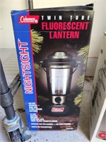 COLEMAN FLUORESCENT LANTERN