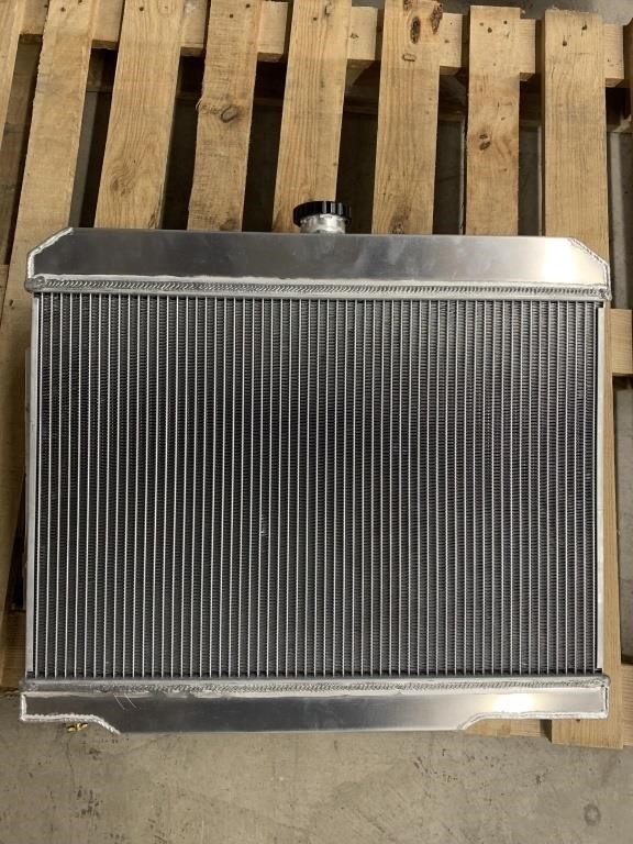 RADIATOR (OPEN BOX)