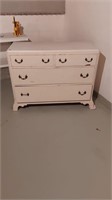 48x21x35.5in 4 drawer dresser