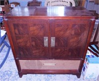 1951 Philco console stereo: AM/FM radio & record