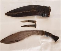 Three Knives in One Scabbard - Very Cool