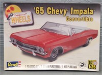 1965 Chevy Impala Convertible Model Kit