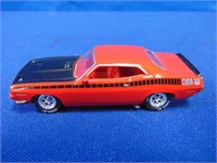 Johnny Lightning 1970 Plymouth Cuda  A A R,