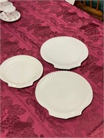 3 WEDGWOOD SEASHELL PLATES