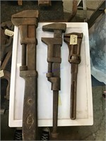 W & B 3 pipe wrenches