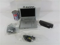 Lecteur DVDs portable Axion 8" portable DVD player