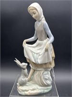 9 IN LLADRO GIRL WITH RABBIT