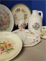 Assorted floral dishes and jug - 9 pcs